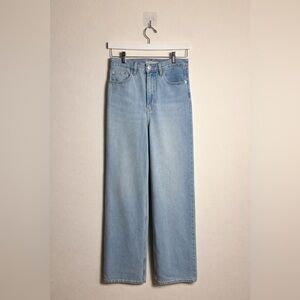 Levi's High Loose Light Wash Women's Jeans